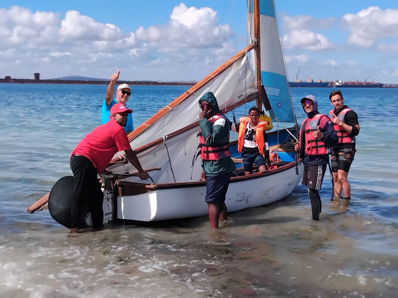 Launching at Saldanha Bay during the Western Cape Dinghy Championships