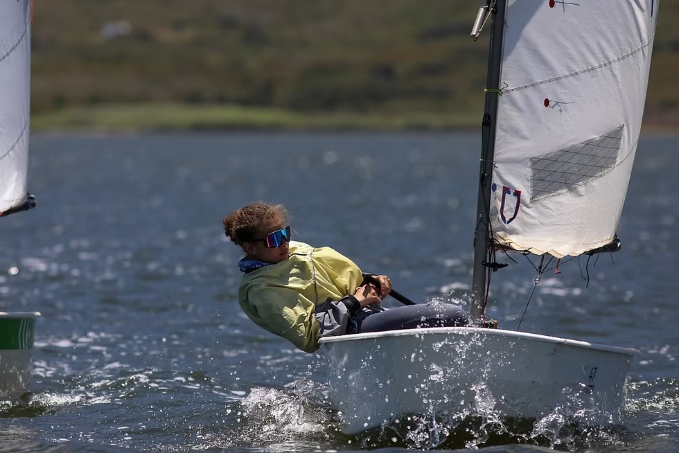 Dabchick racing at Lake Deneys.